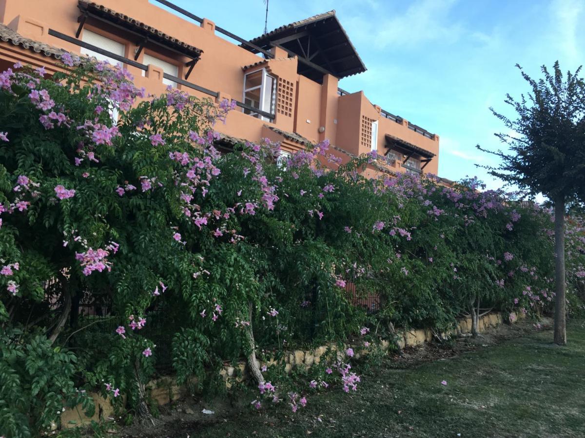Casares Vacations Apartment Luaran gambar